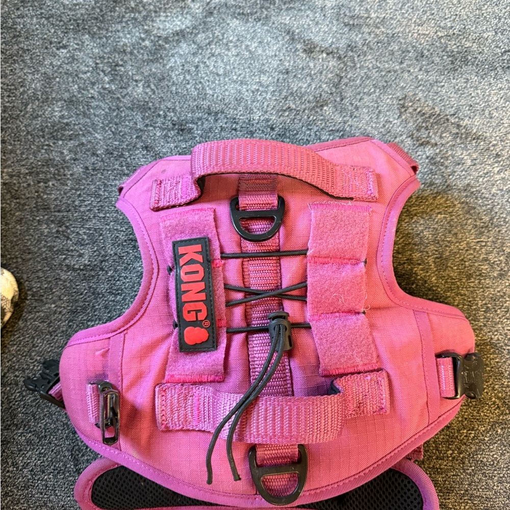 KONG Vibrant Pink Pet Harness